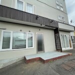 建物前面にバス停あり(外観) 建物前面にバス停あり(外観)