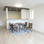 全室にパネルヒーター付き　（同タイプ）(リビング)